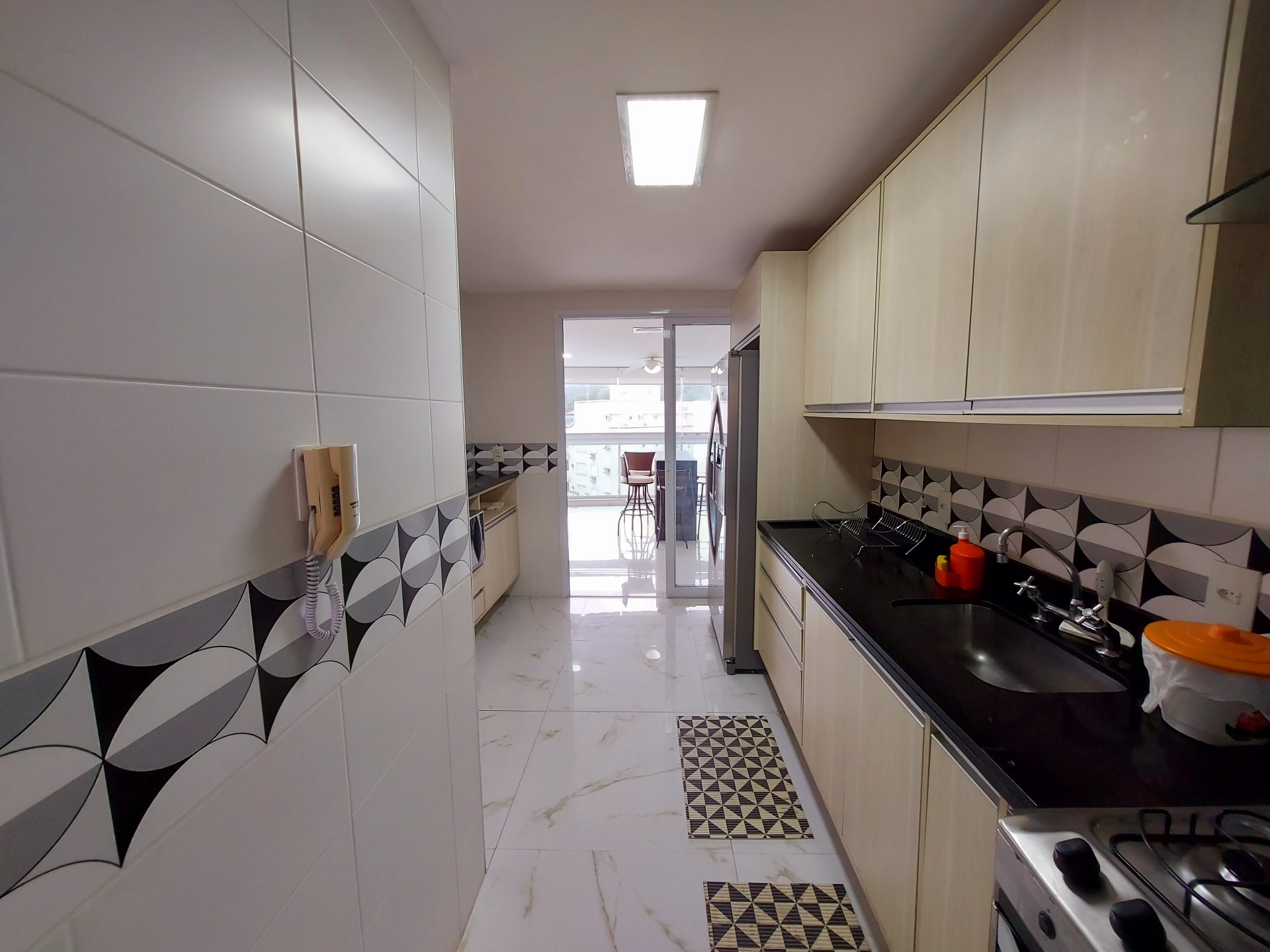 Apartamento de Alto Padrão com 4 Dormitórios, 2 Suítes e Varanda Gourmet a 250m da Praia em Enseada, Guarujá — foto 6