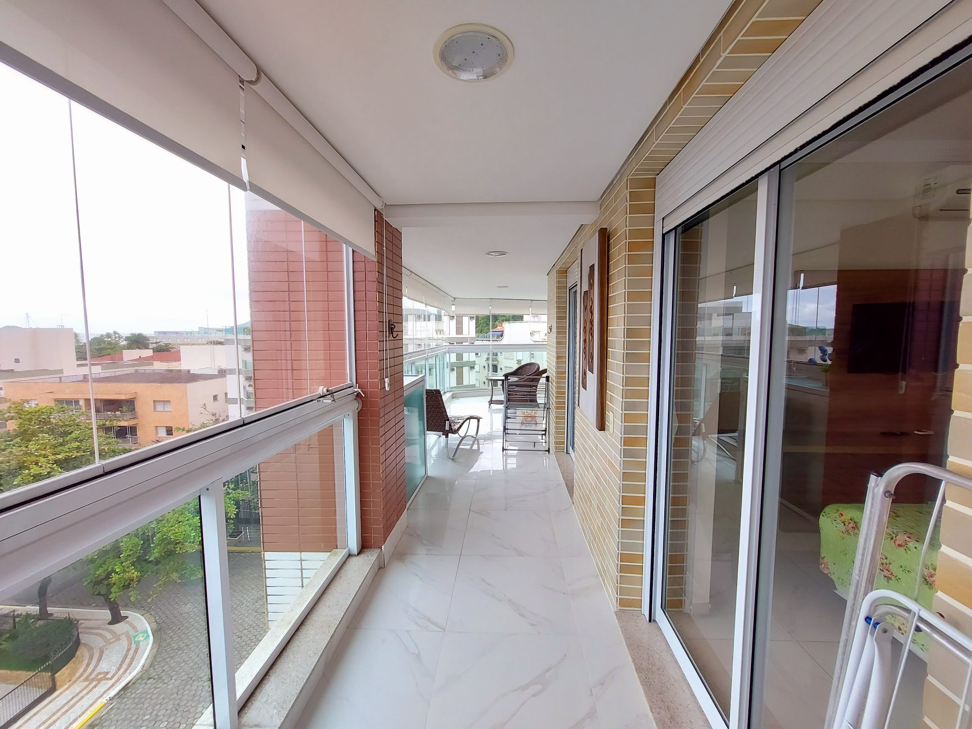 Apartamento de Alto Padrão com 4 Dormitórios, 2 Suítes e Varanda Gourmet a 250m da Praia em Enseada, Guarujá — foto 8