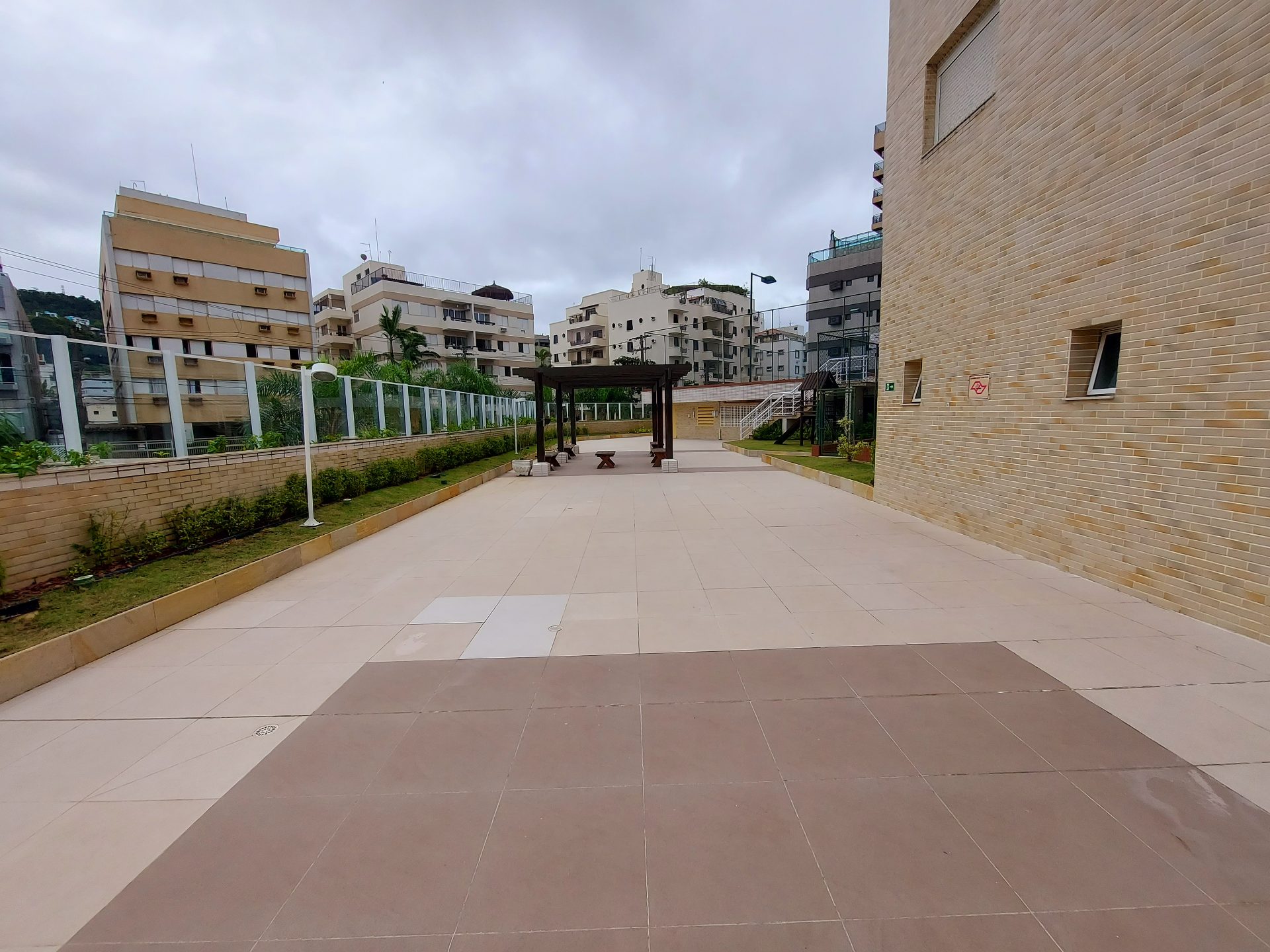 Apartamento de Alto Padrão com 4 Dormitórios, 2 Suítes e Varanda Gourmet a 250m da Praia em Enseada, Guarujá — foto 29