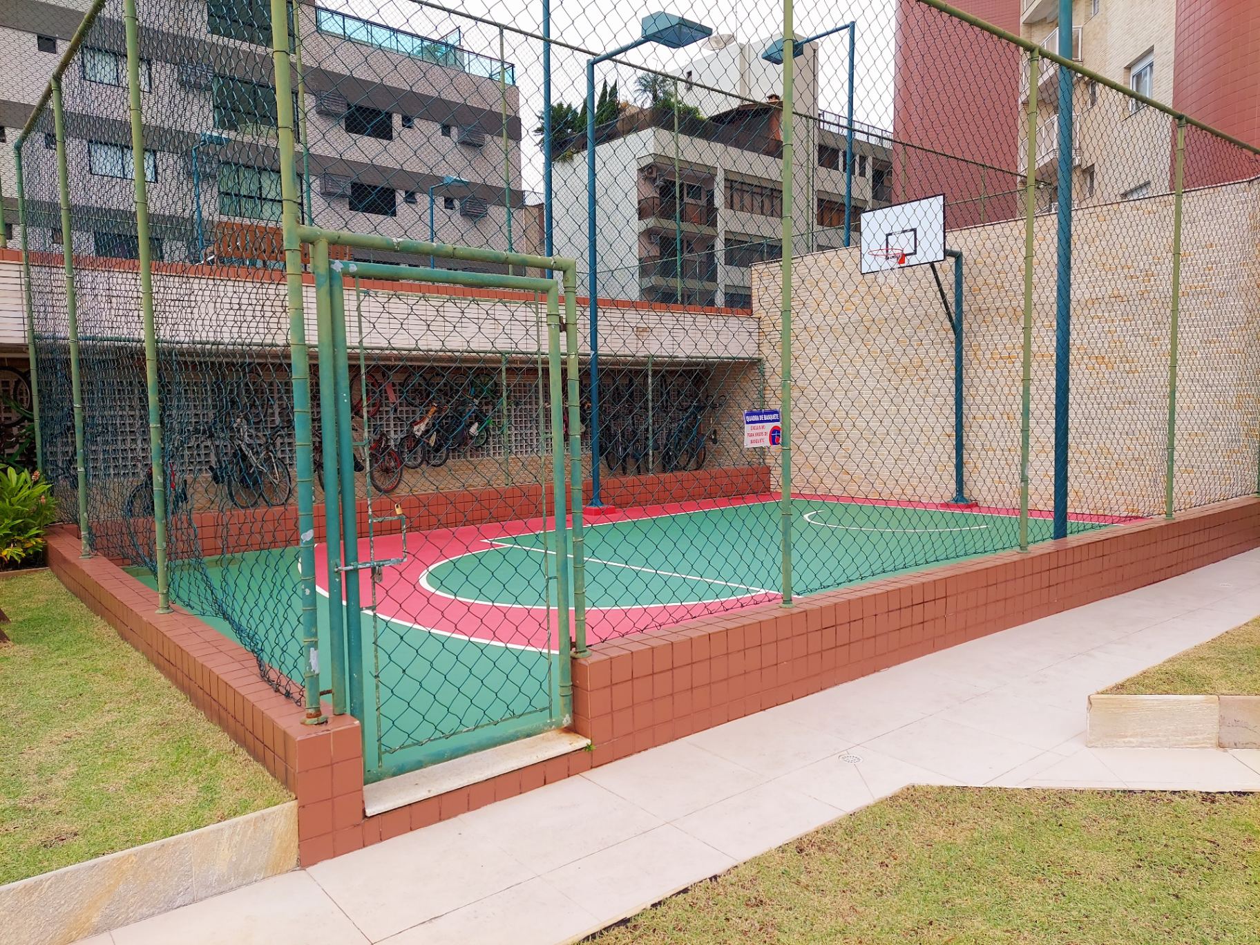 Apartamento de Alto Padrão com 4 Dormitórios, 2 Suítes e Varanda Gourmet a 250m da Praia em Enseada, Guarujá — foto 31
