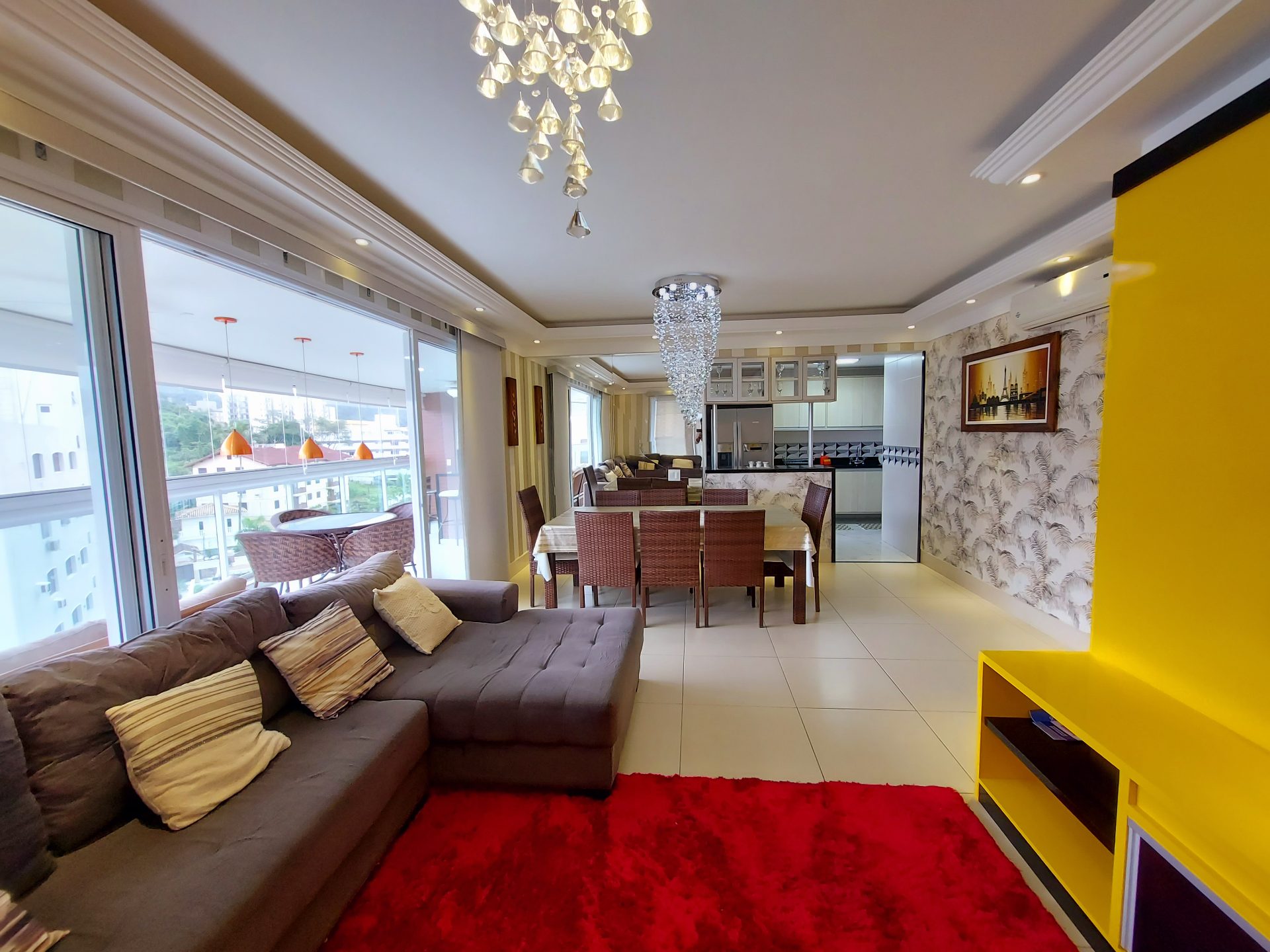 Apartamento de Alto Padrão com 4 Dormitórios, 2 Suítes e Varanda Gourmet a 250m da Praia em Enseada, Guarujá — foto 3