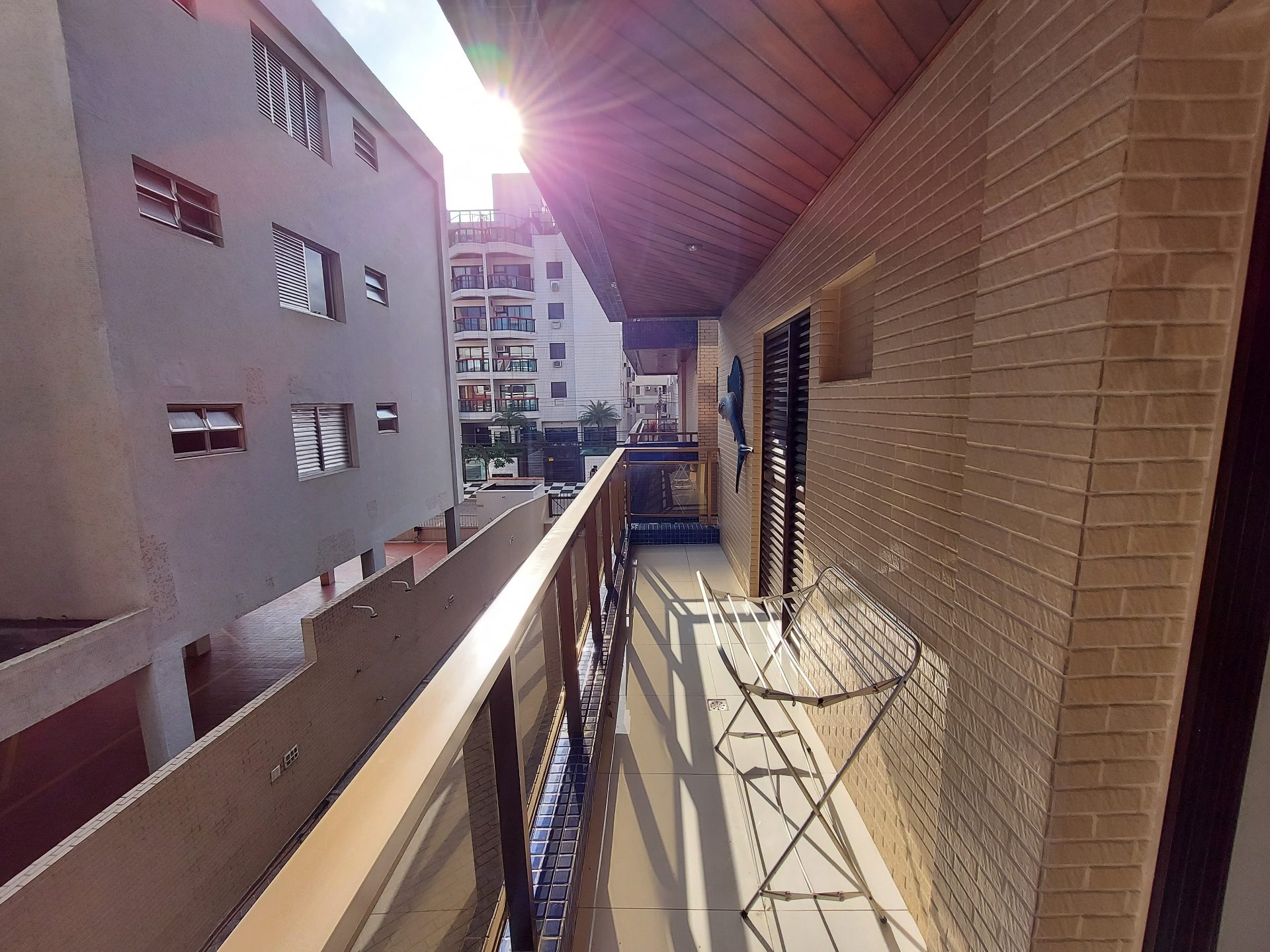 Apto localizado na região dos restaurantes, 300m da praia da Enseada em Loteamento João Batista Julião, Guarujá — foto 10