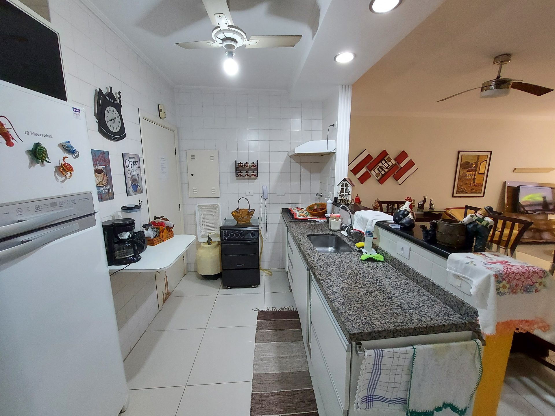 Apto localizado na região dos restaurantes, 300m da praia da Enseada em Loteamento João Batista Julião, Guarujá — foto 16