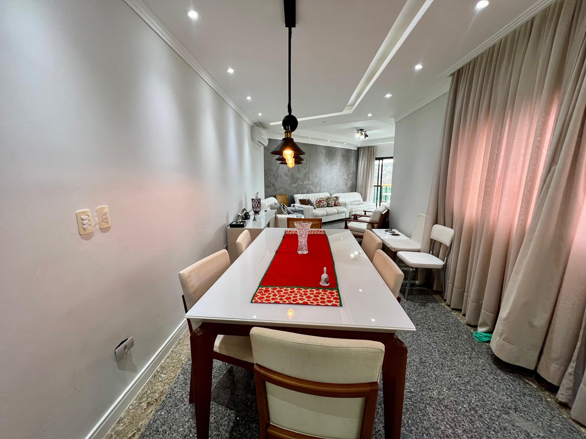 Apartamento Reformado com Vista Panorâmica para o Mar, 3 Dormitórios e 2 Vagas na Praia da Enseada em Loteamento João Batista Julião, Guarujá — foto 11