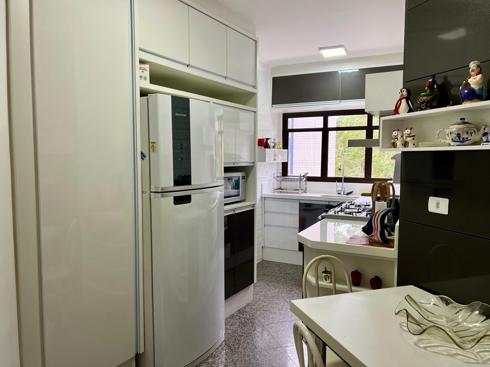 Apartamento Reformado com Vista Panorâmica para o Mar, 3 Dormitórios e 2 Vagas na Praia da Enseada em Loteamento João Batista Julião, Guarujá — foto 19