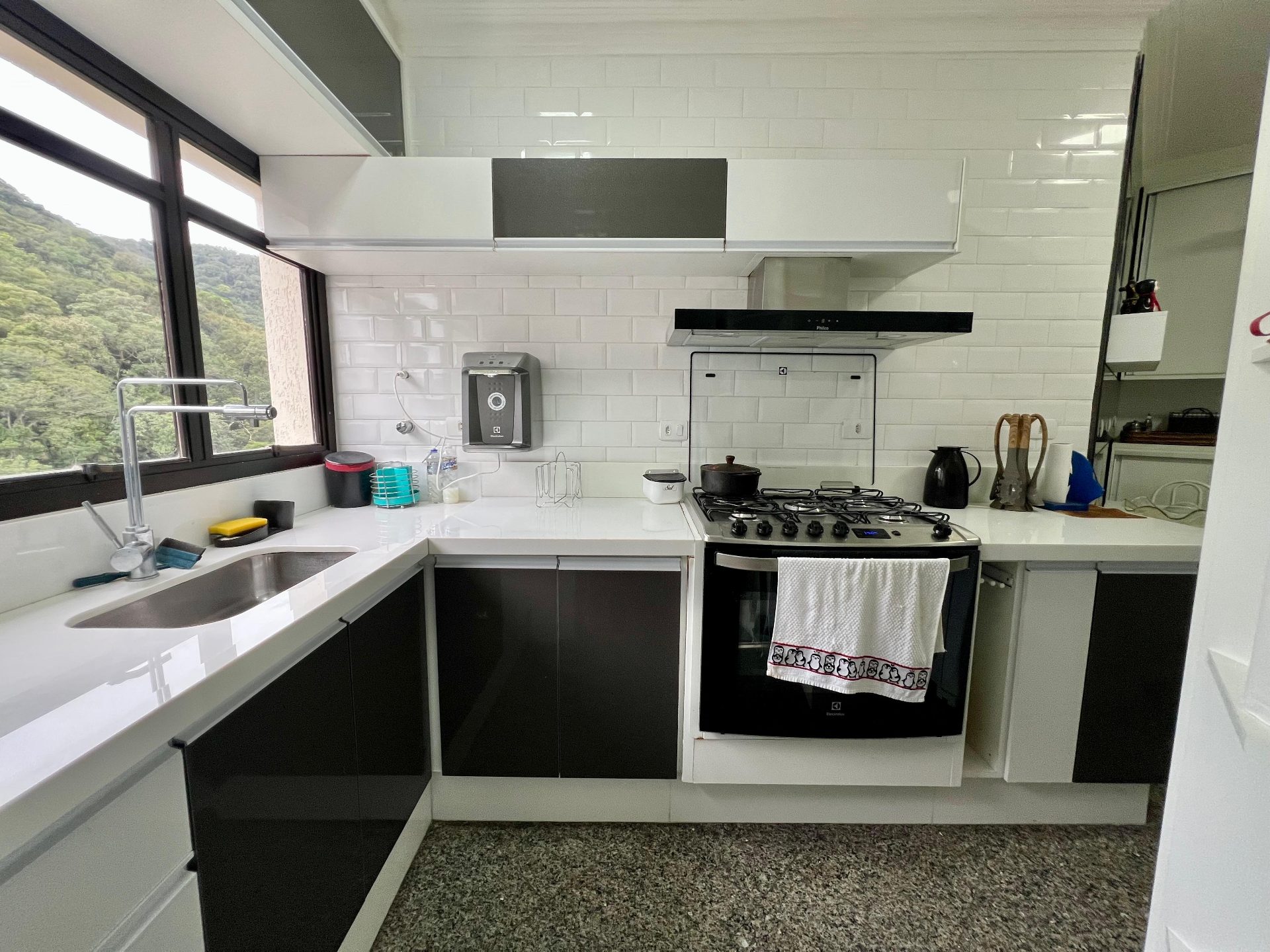 Apartamento Reformado com Vista Panorâmica para o Mar, 3 Dormitórios e 2 Vagas na Praia da Enseada em Loteamento João Batista Julião, Guarujá — foto 24