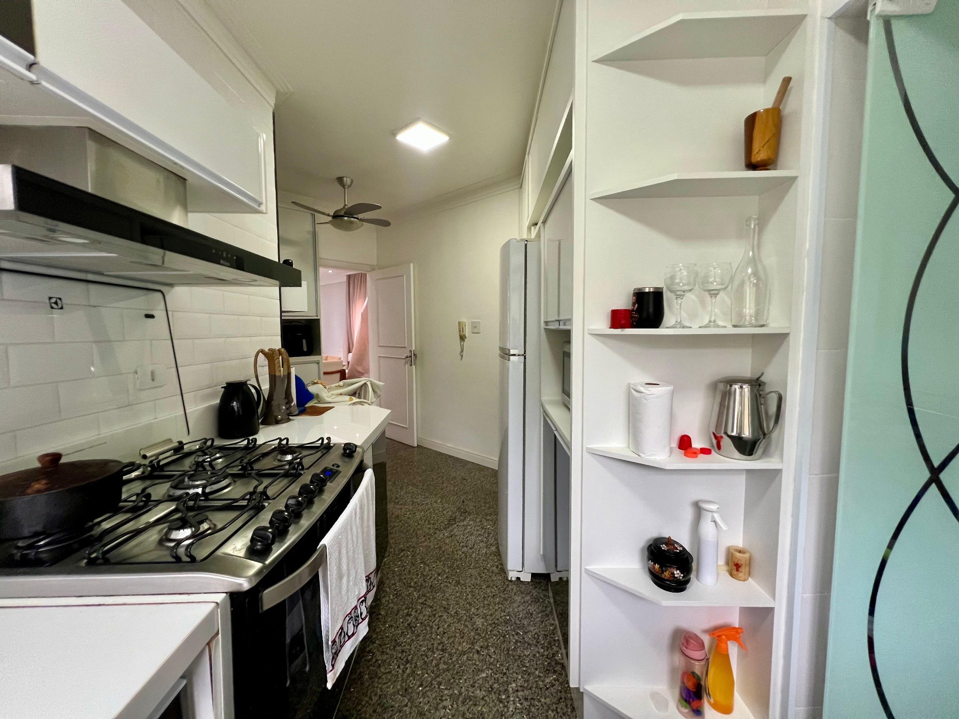 Apartamento Reformado com Vista Panorâmica para o Mar, 3 Dormitórios e 2 Vagas na Praia da Enseada em Loteamento João Batista Julião, Guarujá — foto 23