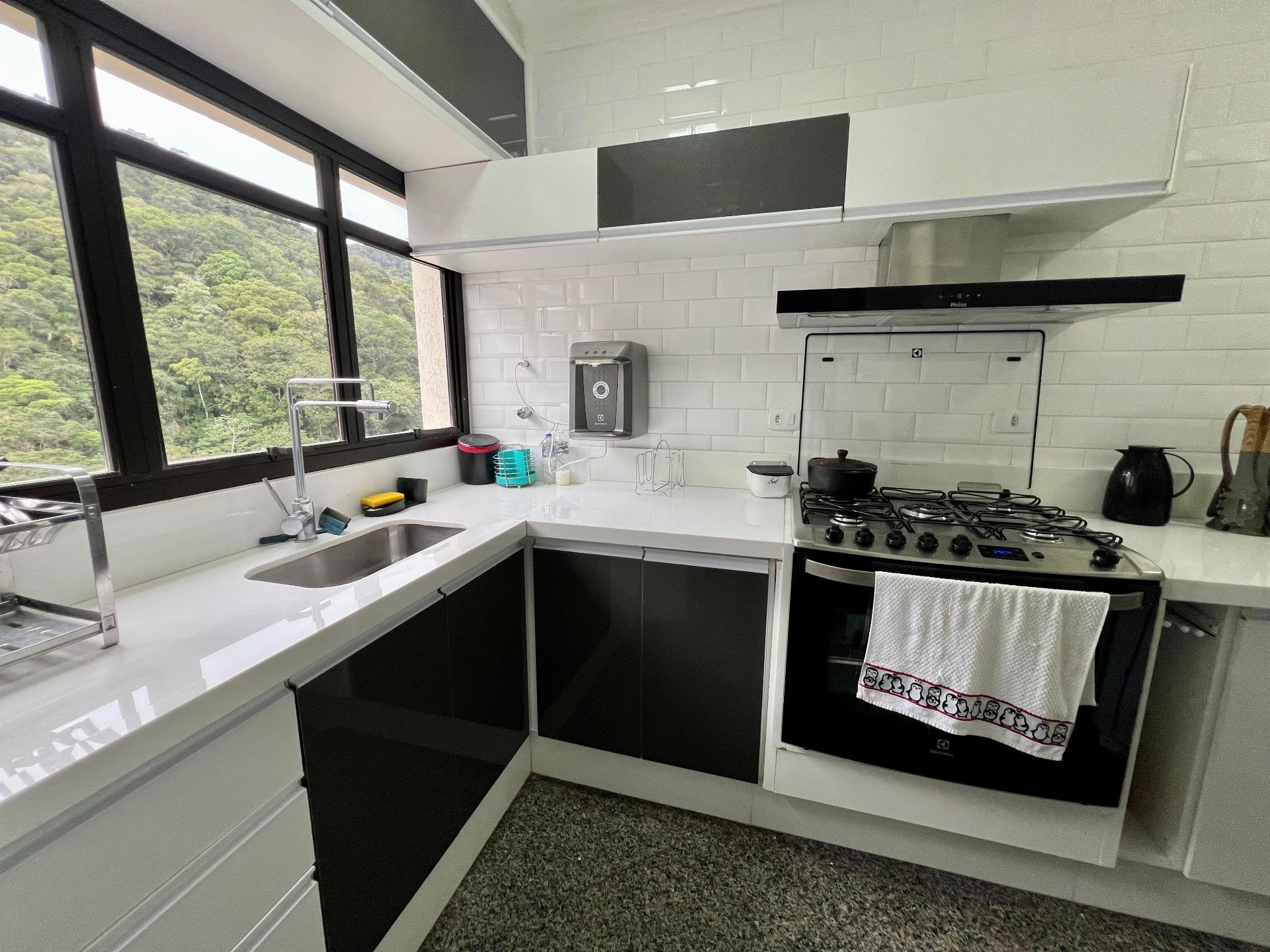 Apartamento Reformado com Vista Panorâmica para o Mar, 3 Dormitórios e 2 Vagas na Praia da Enseada em Loteamento João Batista Julião, Guarujá — foto 30