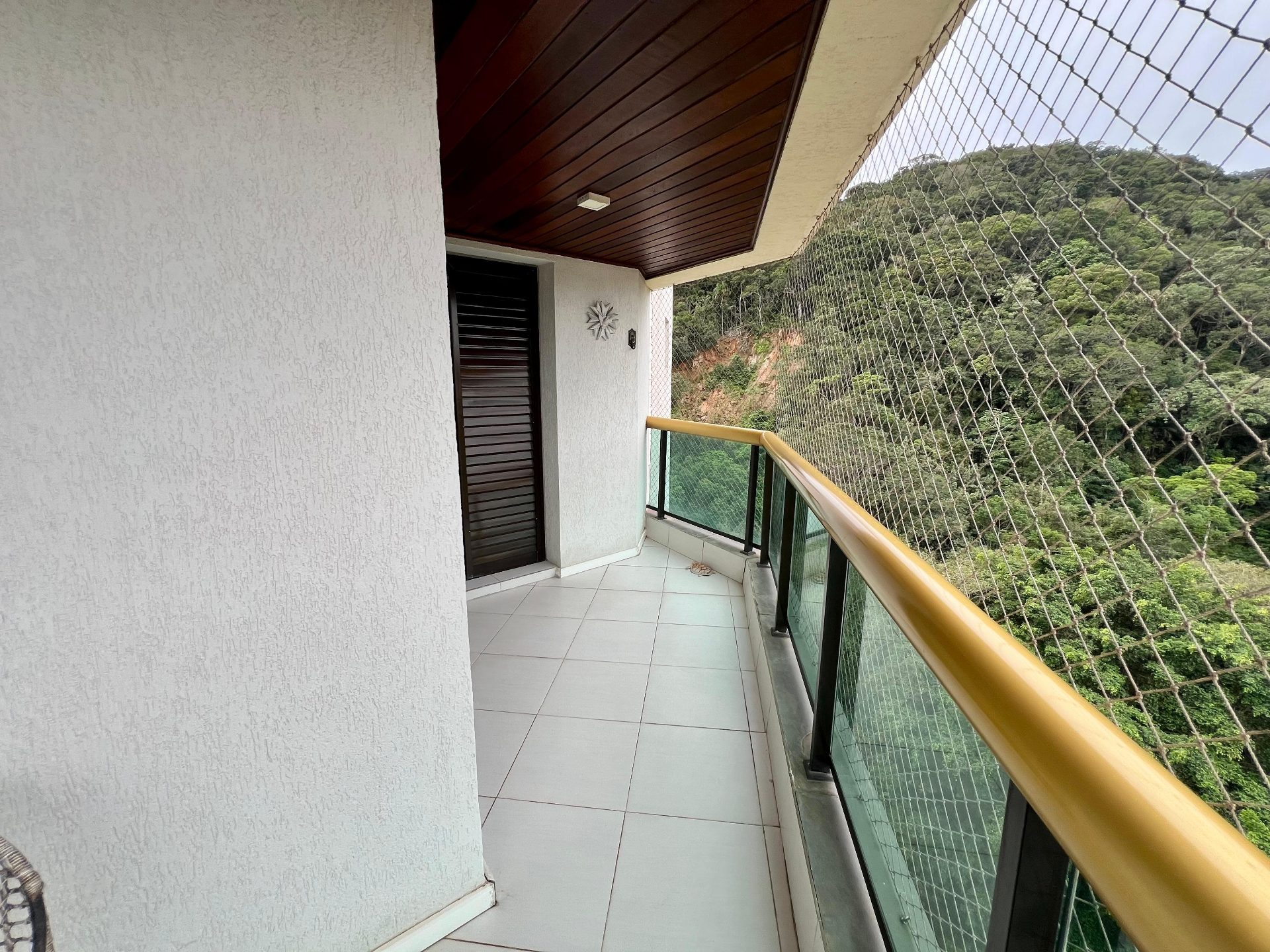 Apartamento Reformado com Vista Panorâmica para o Mar, 3 Dormitórios e 2 Vagas na Praia da Enseada em Loteamento João Batista Julião, Guarujá — foto 18