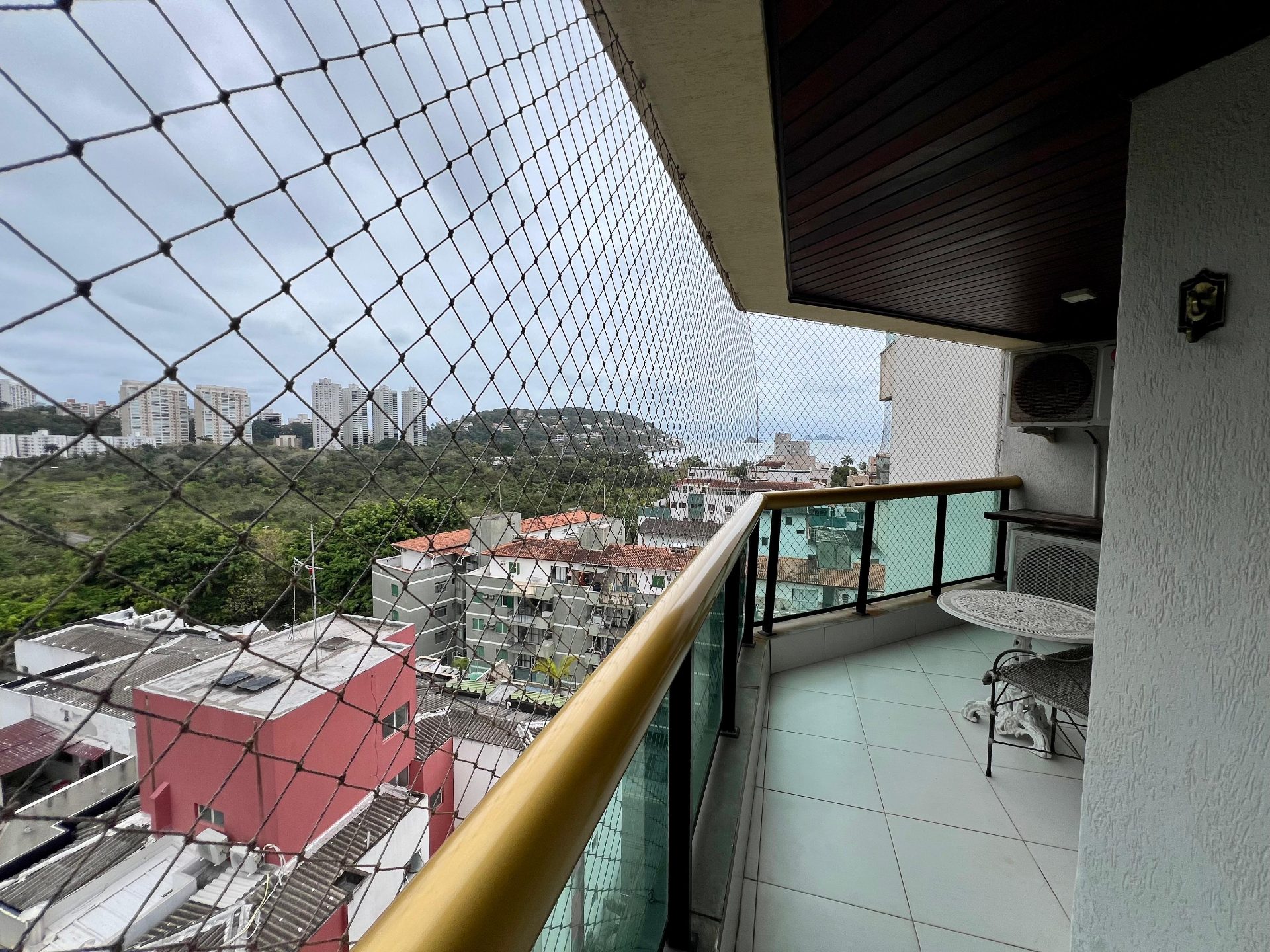 Apartamento Reformado com Vista Panorâmica para o Mar, 3 Dormitórios e 2 Vagas na Praia da Enseada em Loteamento João Batista Julião, Guarujá — foto 17