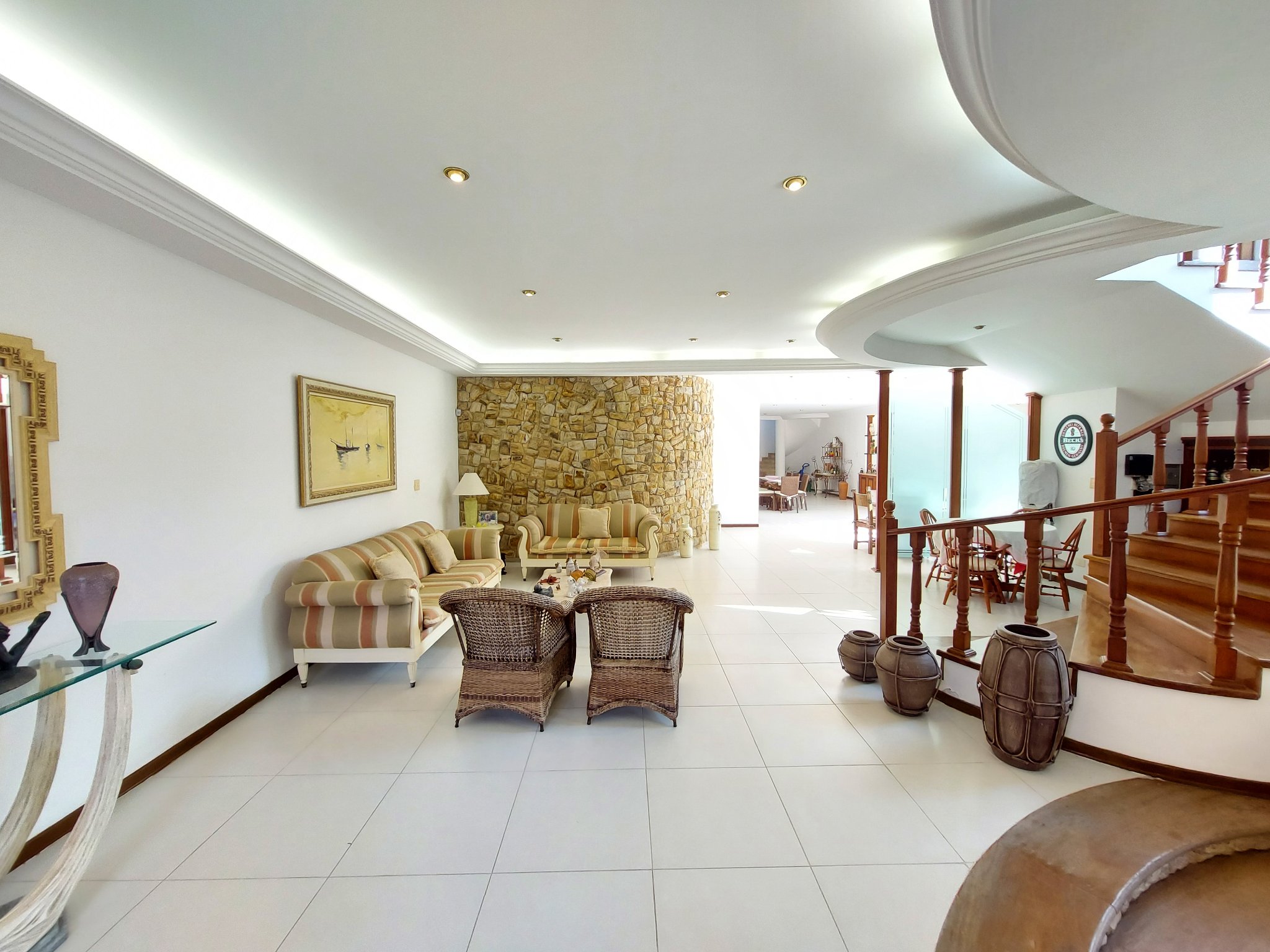 Casa 100m praia, 6 suítes, 968m² terreno. em Enseada, Guarujá — foto 2