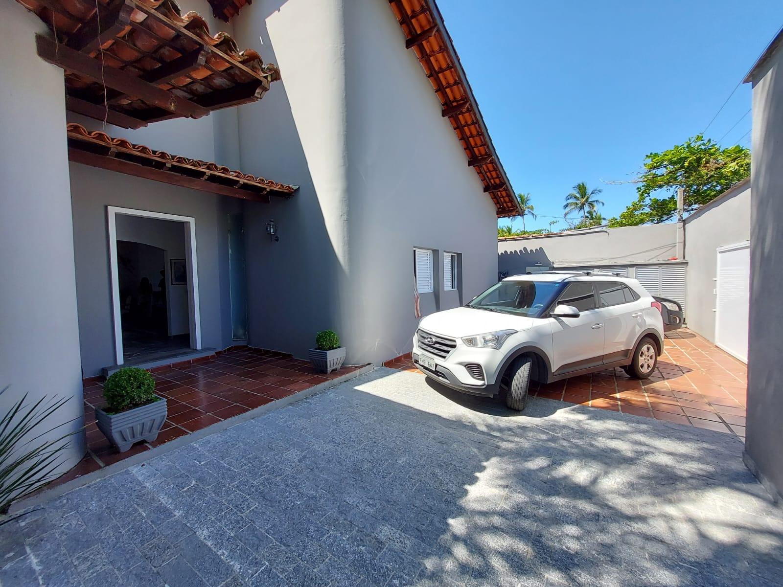 Casa dos Sonhos com 4 Dormitórios, Suítes, Jardim e Espaço Gourmet em Balneário Praia do Pernambuco, Guarujá — foto 9