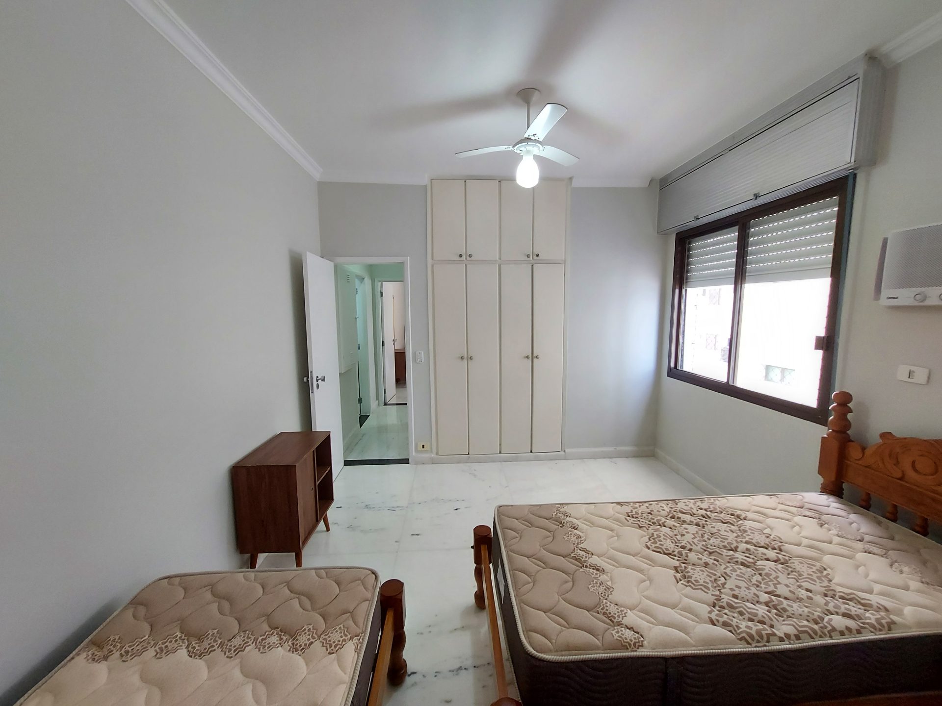 Apto 4 quartos, frente praia Pitangueiras, 2 vagas, lazer. em Pitangueiras, Guarujá — foto 17