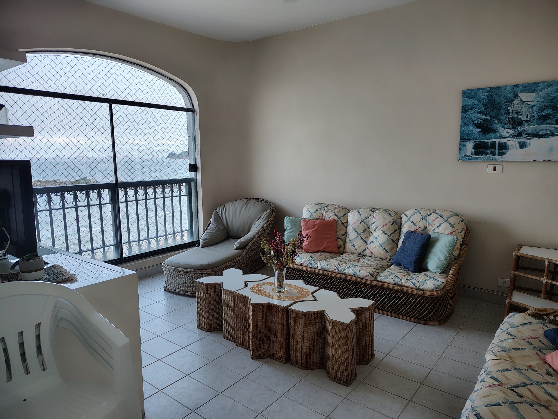 Apto frente praia Pitangueiras, 4 quartos, sacada, 1 vaga em Pitangueiras, Guarujá — foto 4