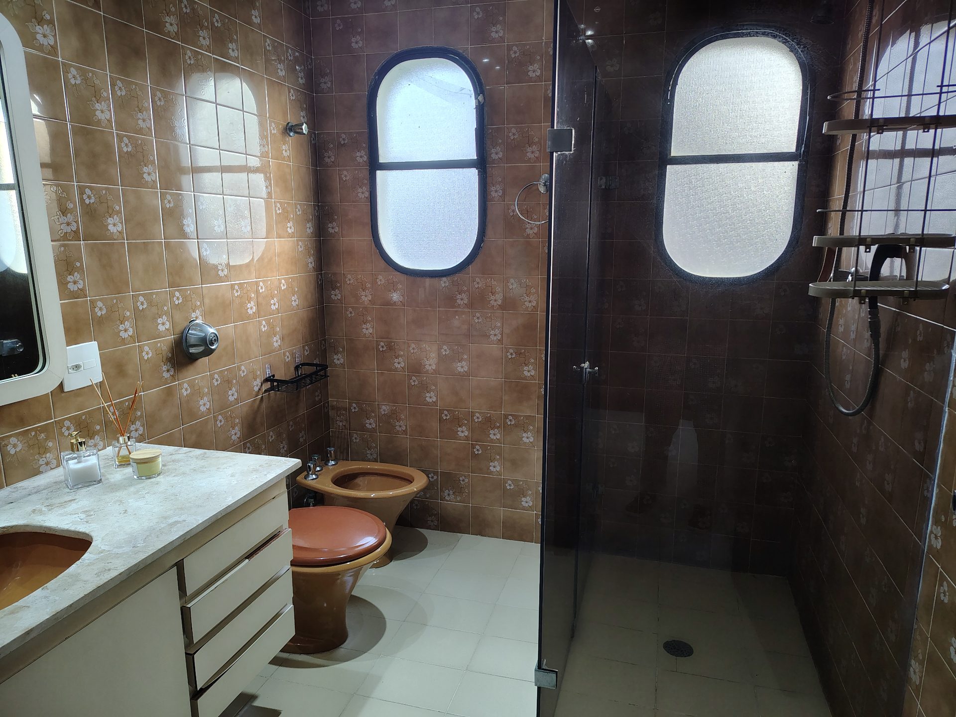 Apto frente praia Pitangueiras, 4 quartos, sacada, 1 vaga em Pitangueiras, Guarujá — foto 14