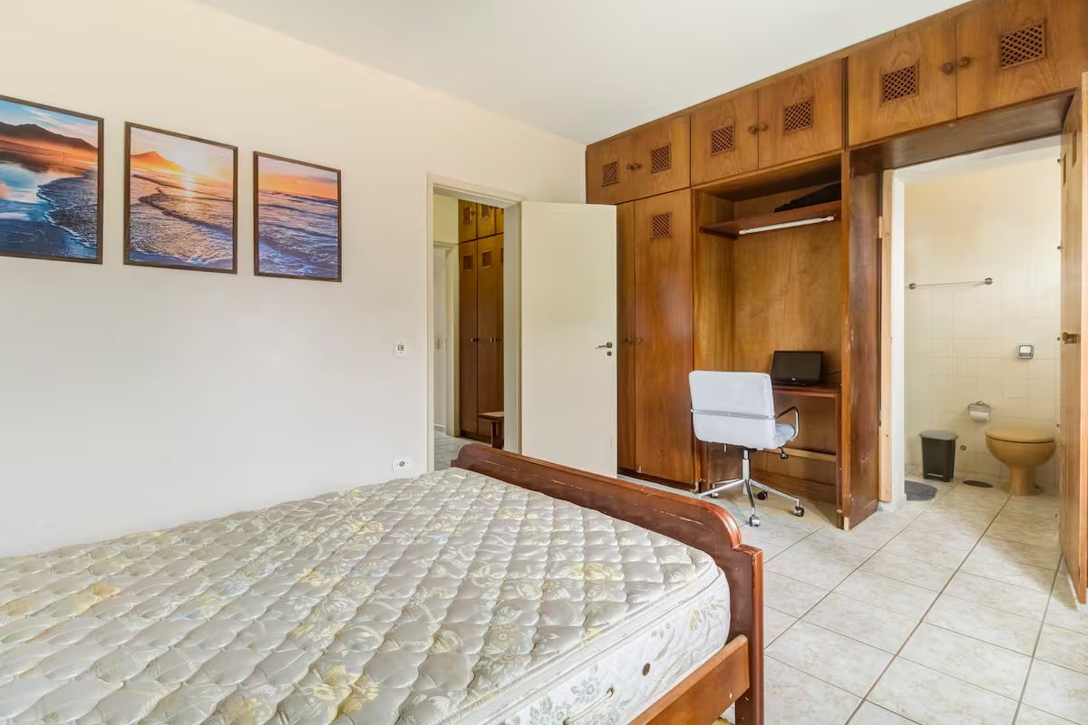 Casa triplex de 230m², poucos metros da praia Enseada em Enseada, Guarujá — foto 10